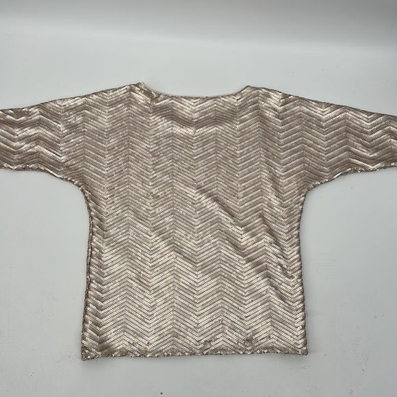 White House Black Market top sequin size large - Picture 6 of 6